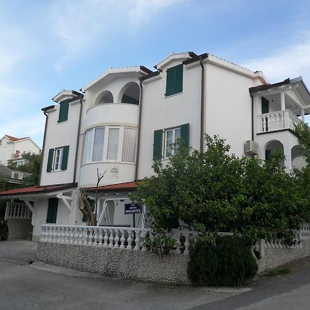 Vila Mateja Τρογκίρ Εξωτερικό φωτογραφία