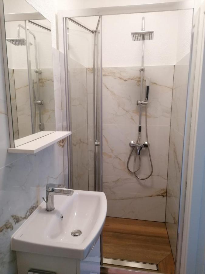Vila Mateja Τρογκίρ Εξωτερικό φωτογραφία