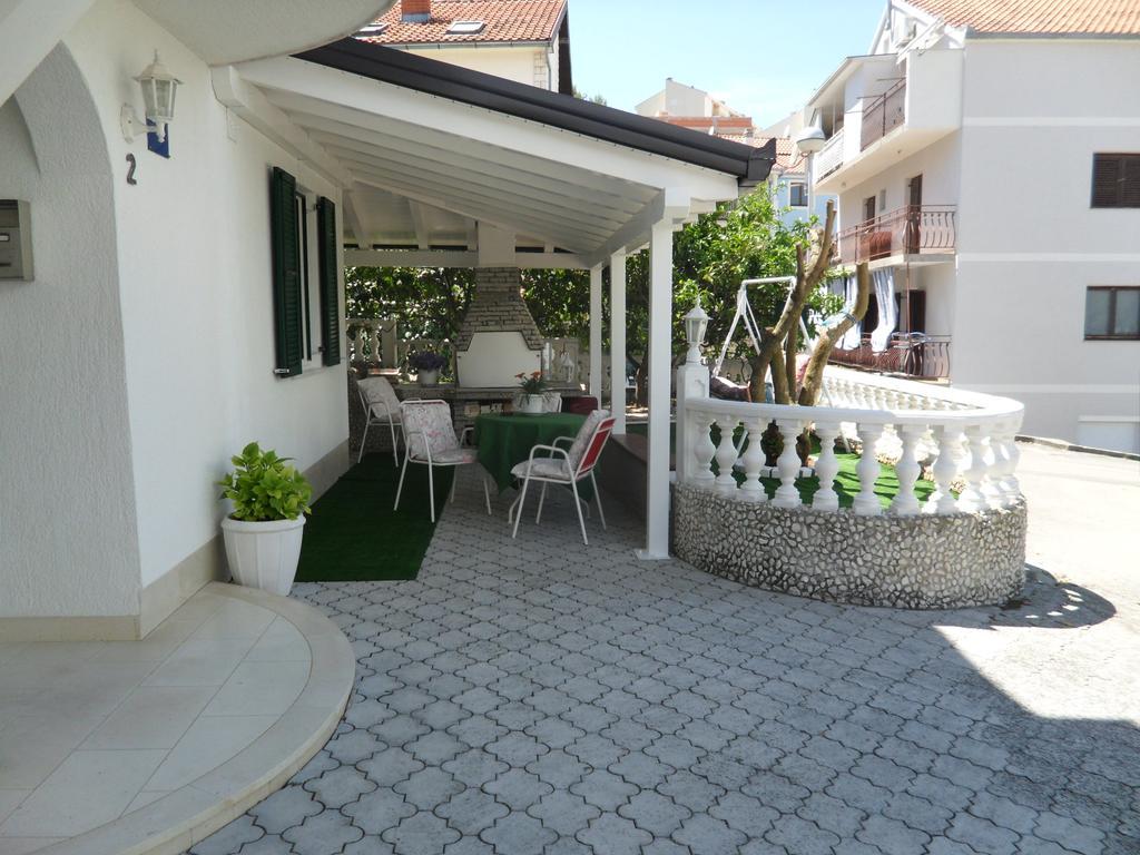 Vila Mateja Τρογκίρ Εξωτερικό φωτογραφία
